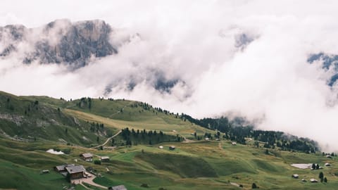 Seceda — DSCF6291 Almhotel Col Raiser, Santa Cristina, Italy | XF16-55mm f6.3 1/640s ISO500