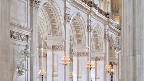 London — DSCF2245 St Pauls, London | XF16-55mm f5.0 1/32s ISO3200