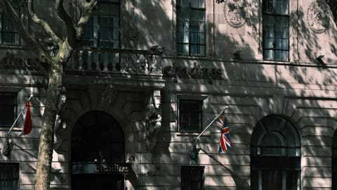 London — DSCF6536 Covent Garden, London | XF90mm f6.0 1/1100s ISO500