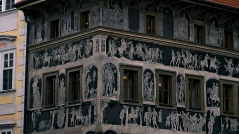 Astronomical Clock — DSCF4526 90mm f4.5 1/550s ISO160
