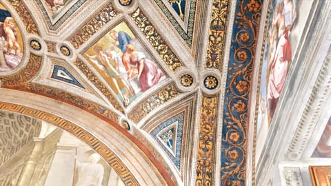 Vatican Museum Vol. II — DSCF1422 Apostolic Palace, Via Fontenelle, Vatican City | XF16-55mm f4.3 1/19s ISO800