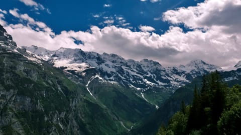 Wengen — DSCF8839 Ägerten, Mürren, Switzerland | XF16-55mm f8.3 1/1600s ISO1600