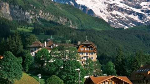 Wengen — DSCF9513 Beim Schützenbach, Lauterbrunnen, Switzerland | XF16-55mm f8.3 1/170s ISO400